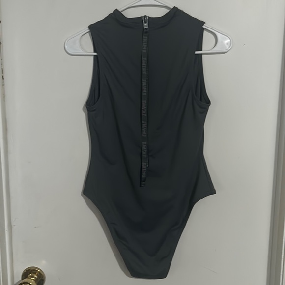 Skims Swim Sleeveless One Piece Zip back in Graphite LIMITED EDITION HTF - Picture 8 of 10